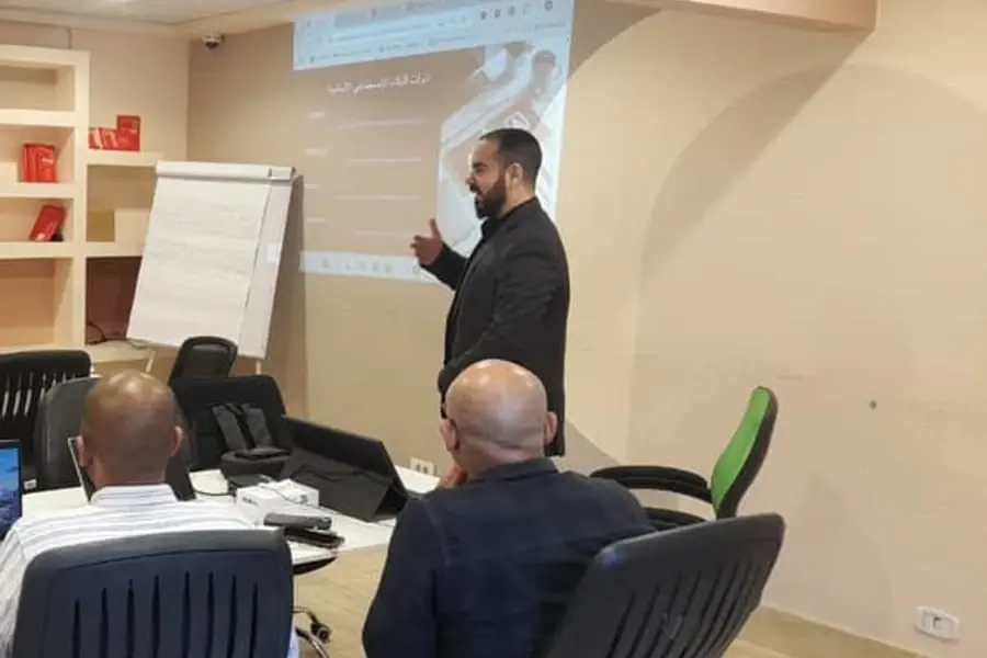 العمل على حالة حقيقية مع فريق ميداني، القاهرة
